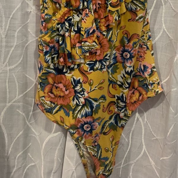 BP Floral Bodysuit - Picture 3 of 4